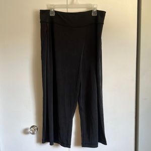 NWOT Lululemon palazzo style pant